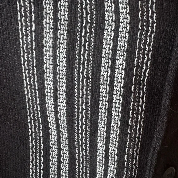 Men’s Primark Black & White textured Stripe Short-Sleeve Button-Up Shirt Sz S - Picture 4 of 6